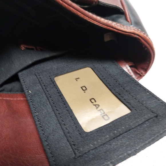 Carriage Club Purse - Picture 5 of 11